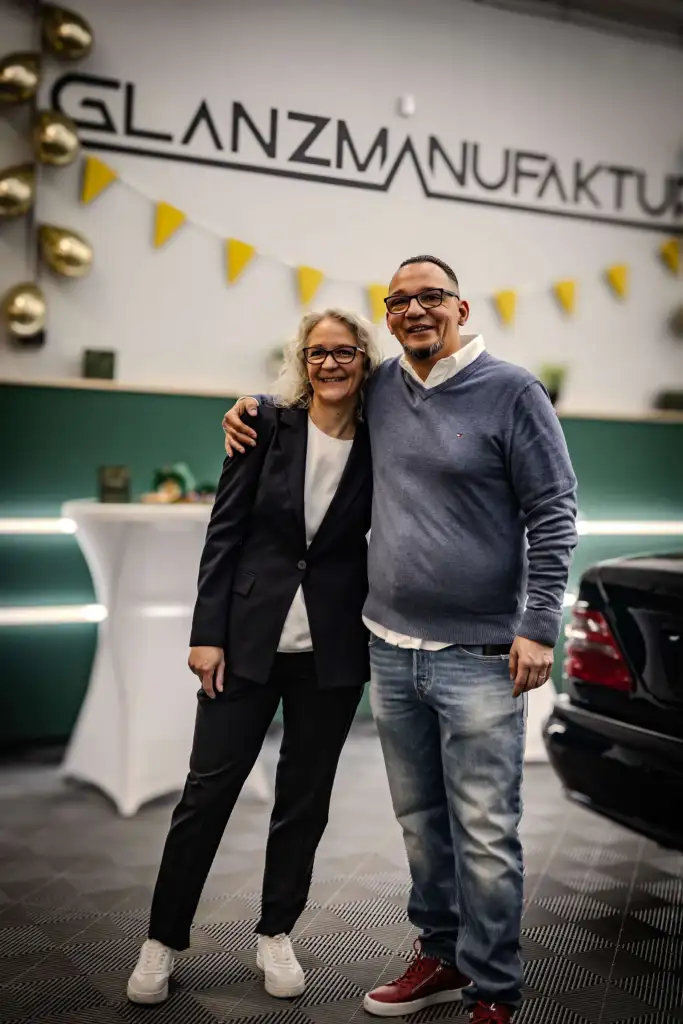 ueber uns 1 scaled ueber uns 1 scaled