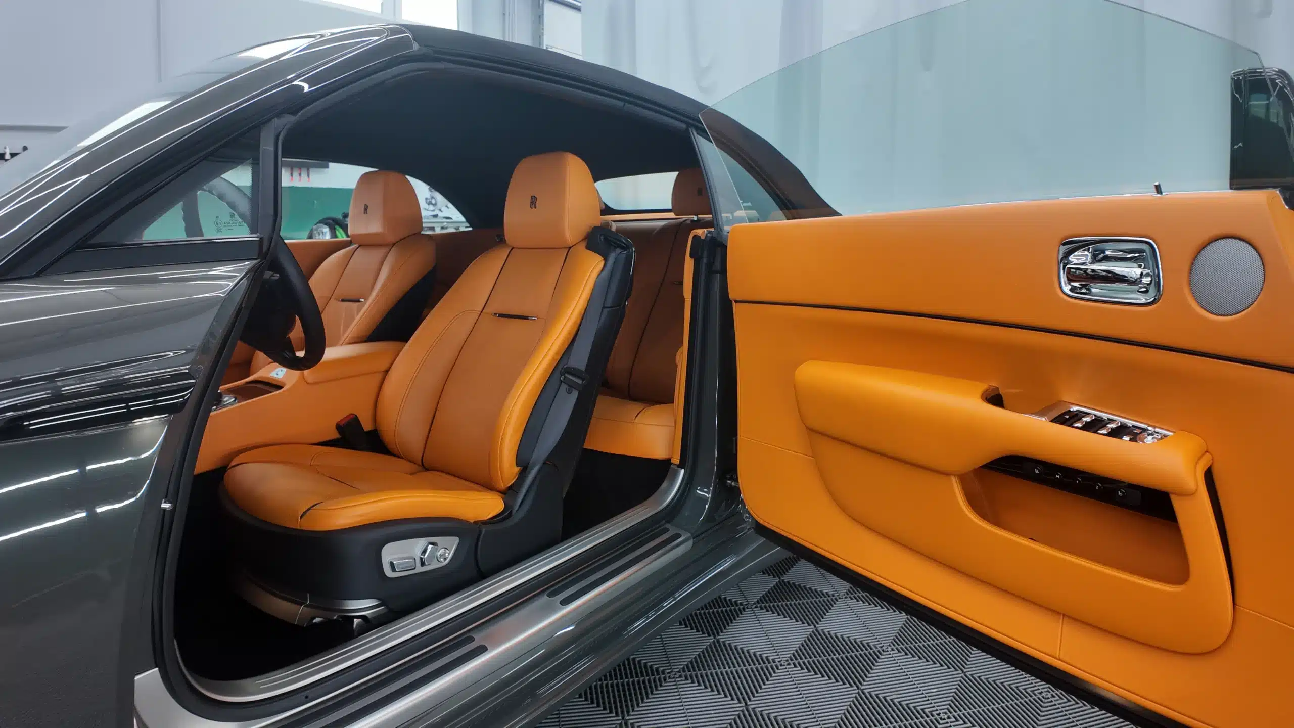 rolles royce dawn overdose (11)
