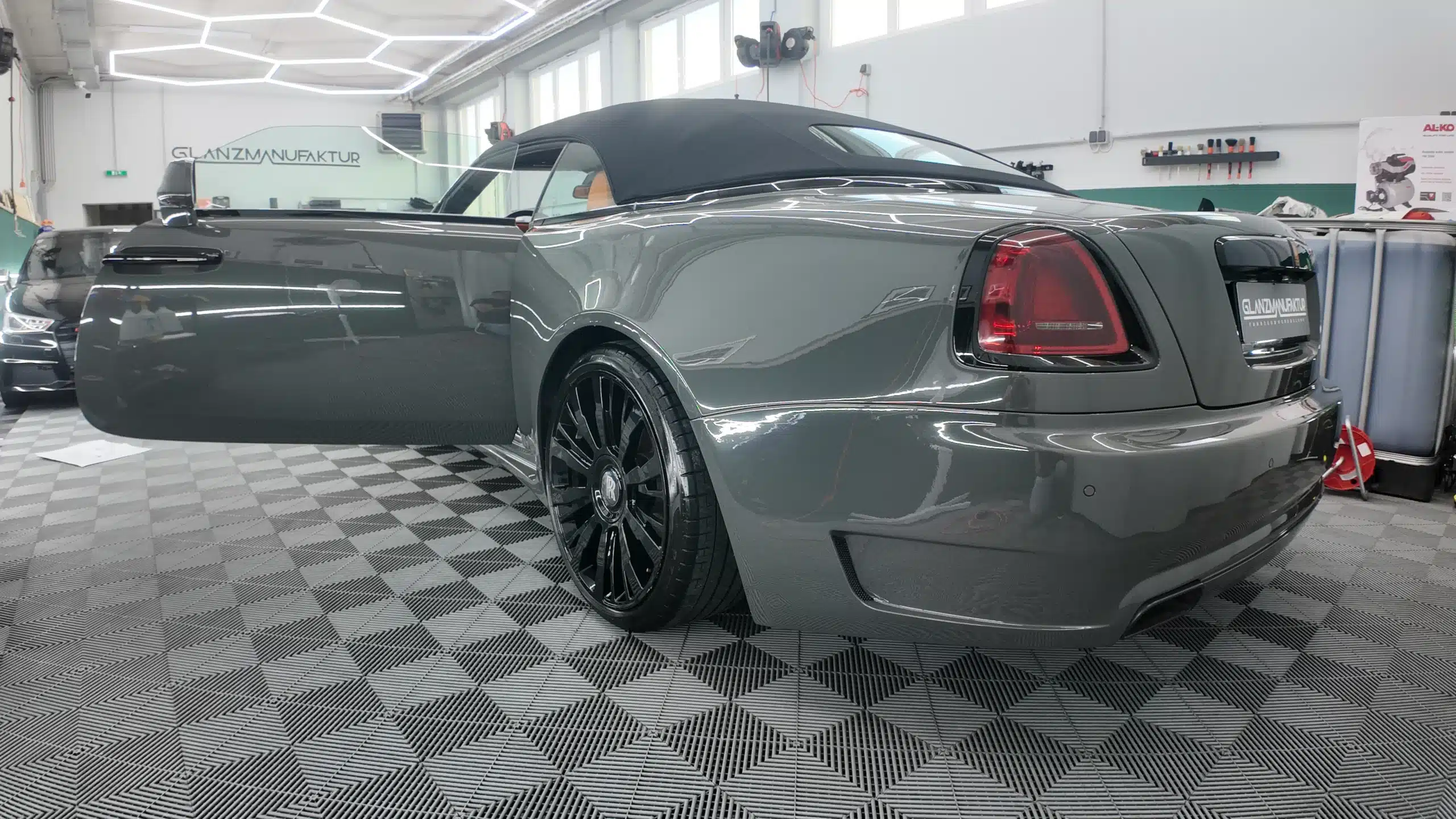 rolles royce dawn overdose (13)